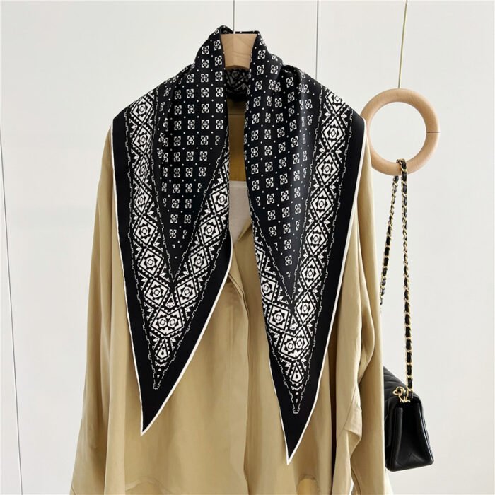 Twill Silk Scarf Women's Light Luxury